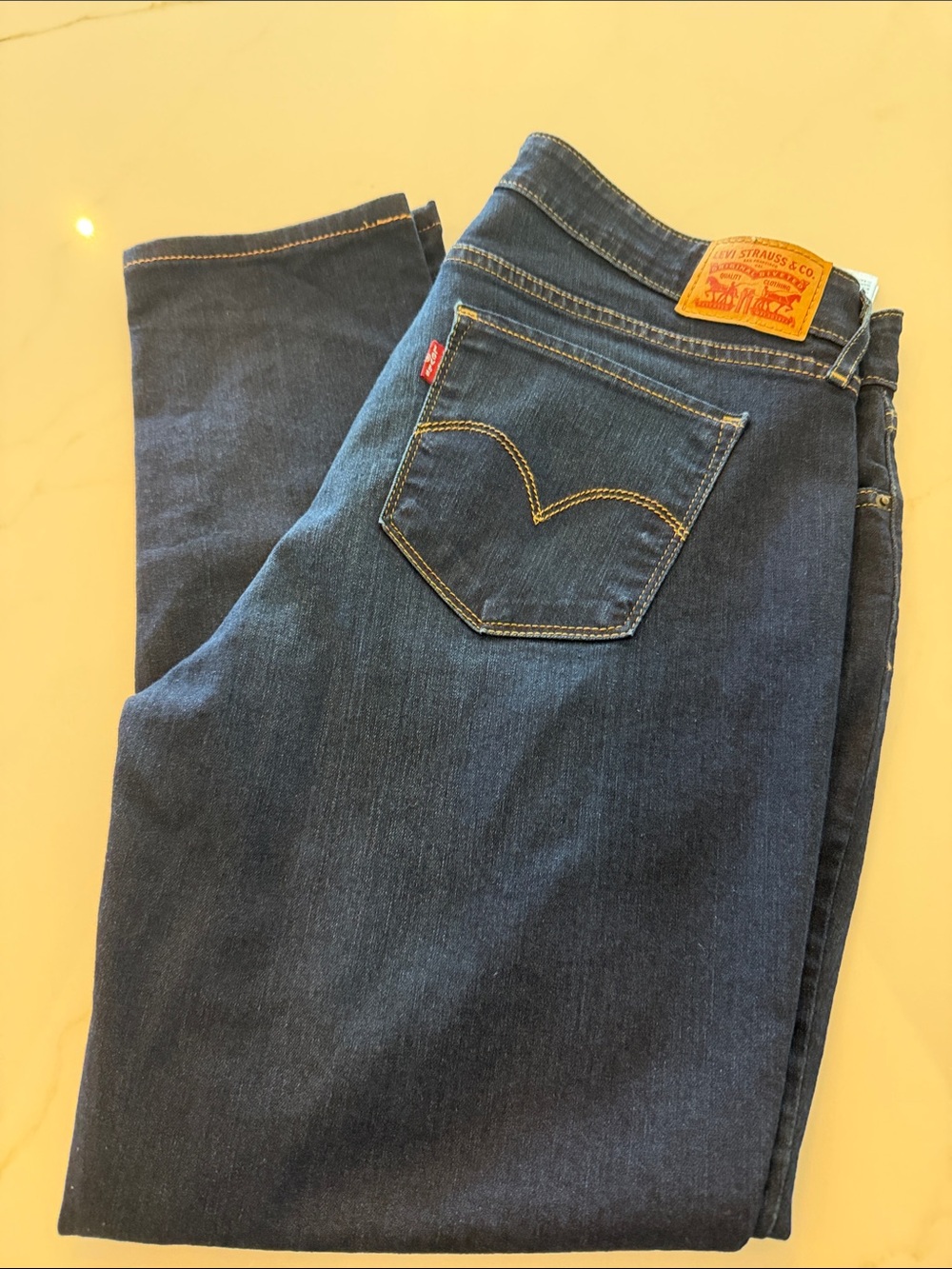 Levi's Women’s 711 Skinny Dark Blue Jeans-size 32